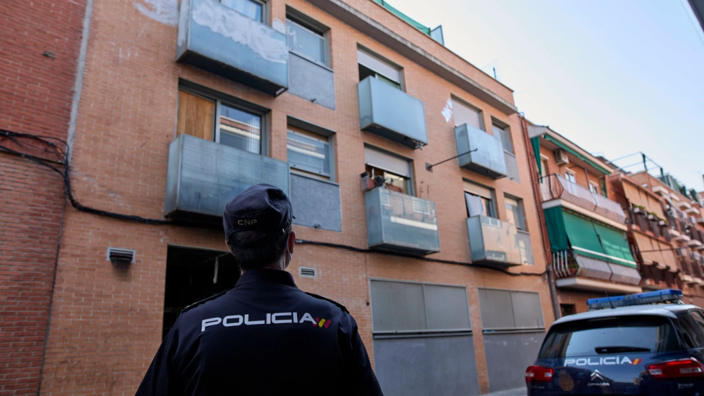 Una vivienda ocupada ilegalmente en Valencia. Jesús Hellín/Europa Press