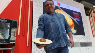 La mejor torrija de Madrid vuelve a estar en un restaurante del paseo de la Castellana: No nos dejan quitarla de la carta