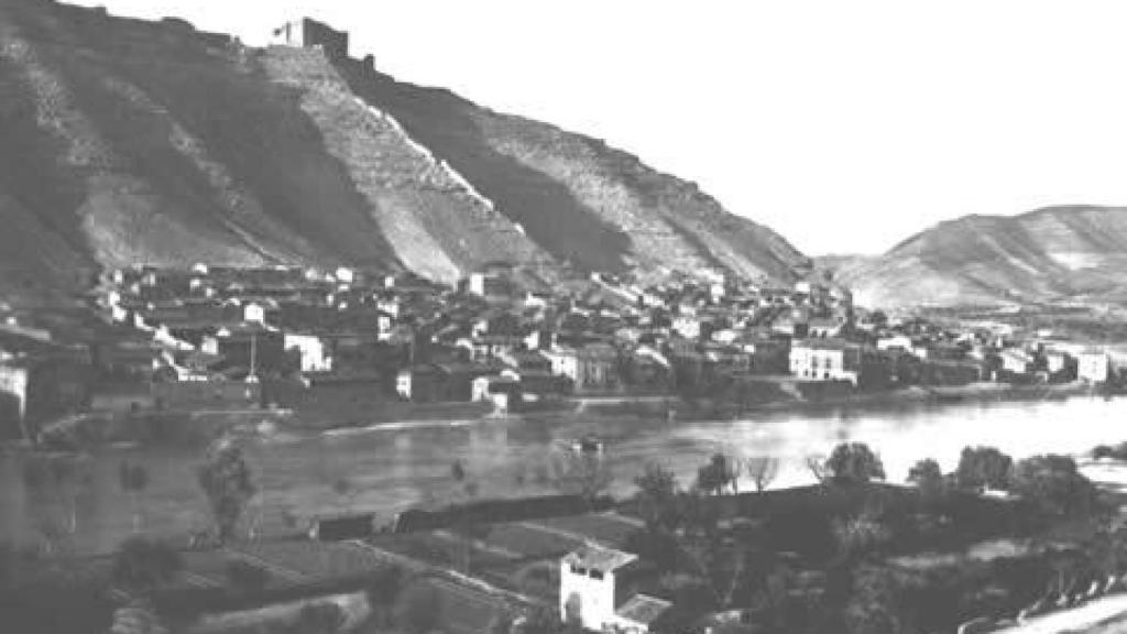 Pueblo antiguo de Mequinenza.