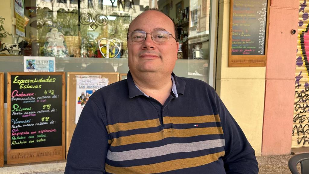 Las hermandades contactan con el experto.