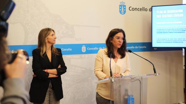 La alcaldesa Inés Rey en rueda de prensa-