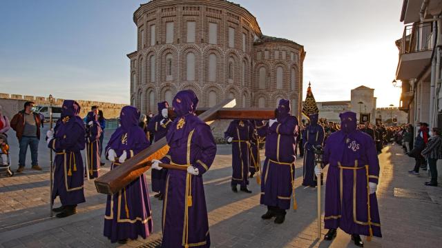 Una procesión del Jueves Santo en Cuéllar