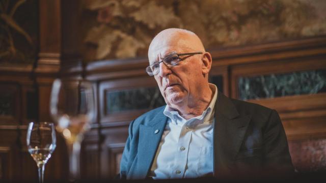 Sir Richard Dearlove: “Para Rusia, la pérdida de Ucrania es vital y explica dónde estamos ahora”