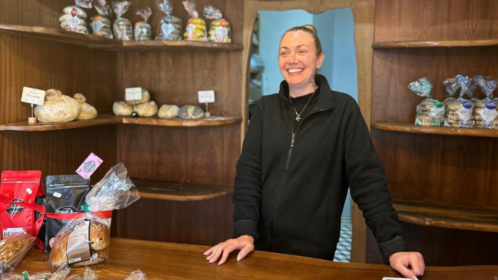 Aysha, panadera de Gran Plaza.