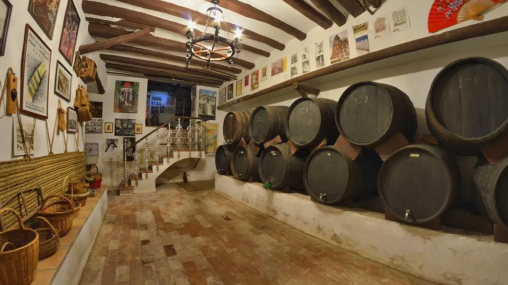 La casa tiene bodega propia