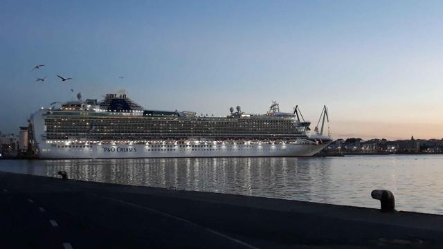 Crucero Ventura