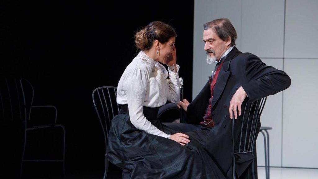 Una escena de la representación escénica de 'La Regenta'