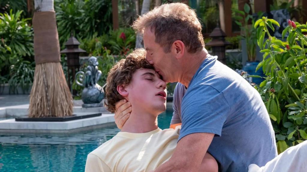 Escena del episodio final de la tercera temporada de 'The White Lotus'.