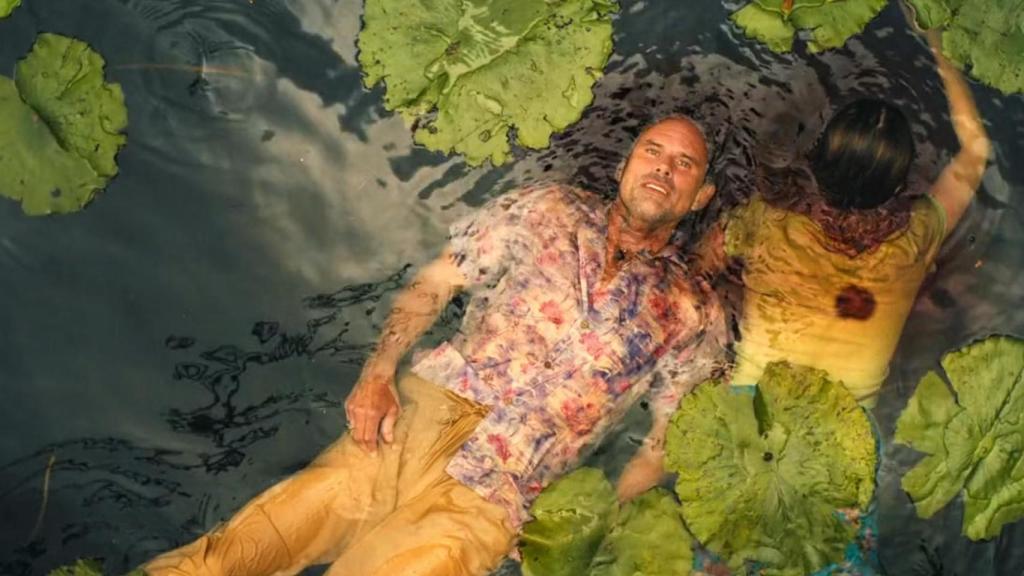 Escena del episodio final de la tercera temporada de 'The White Lotus'.