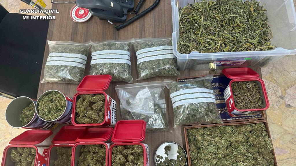 Droga aprehendida por la Guardia Civil en Brihuega.