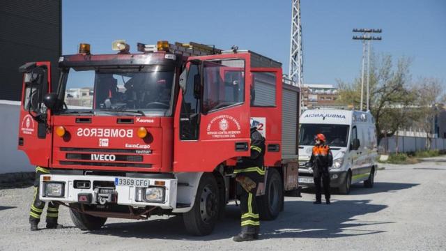Efectivos de Bomberos durante una actuación.