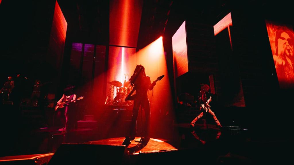 Un momento del concierto de Lenny Kravitz en Madrid, este domingo. Foto: Dara Chriss