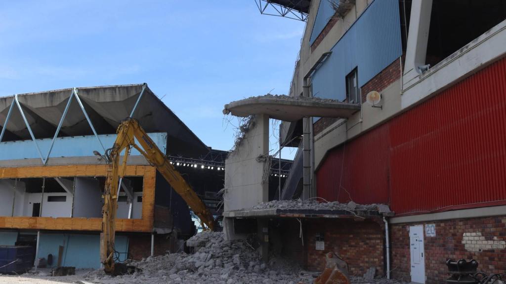 La antigua escalera de la grada de Río de Balaídos, ya derruída