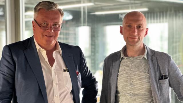 Christian Engel, director general de BHS, y Christoph Helms, director de tecnología (CTO), tras la entrevista con EL ESPAÑOL de Málaga.