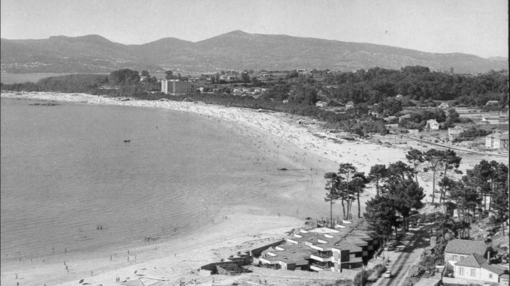 Samil en 1970 con la urbanización de la Foz ya construida