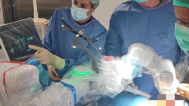Una de las intervenciones en el quirófano.