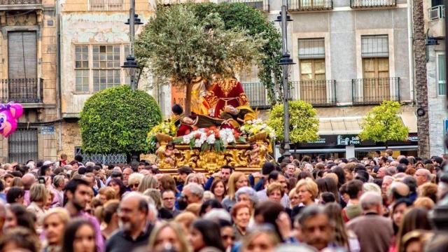Una de las procesiones de la Semana Santa de Crevillente.