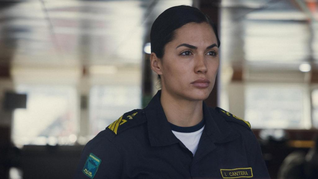 Michelle Calvó da vida a la sargento primero Itziar Cantera en 'Punto Nemo'.