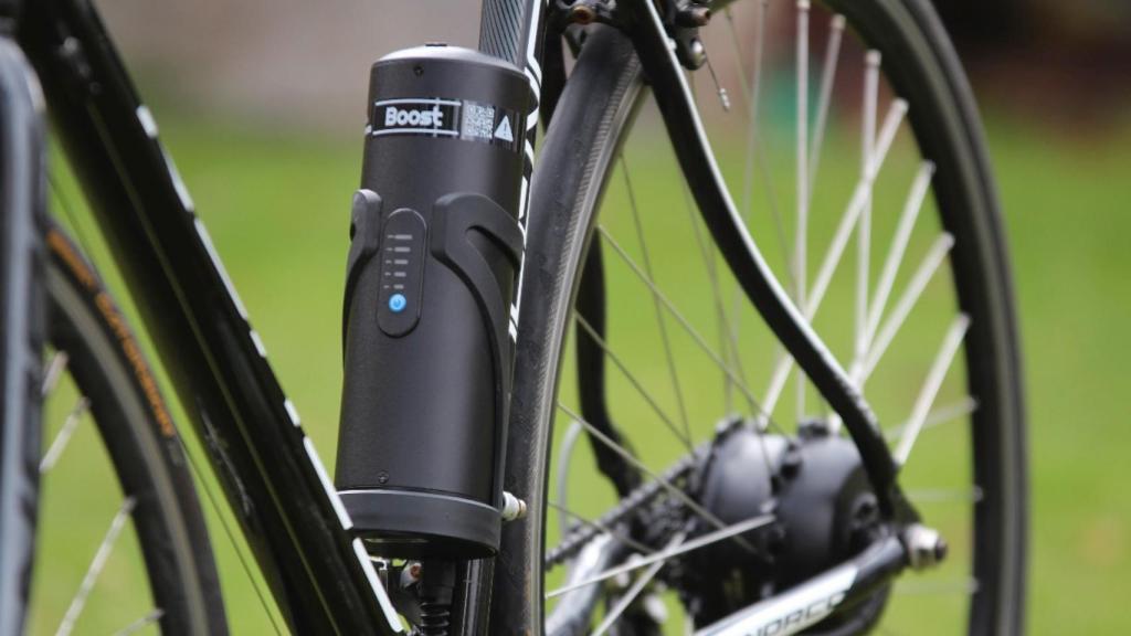 El kit Boost incluye una batería que puede instalarse en el cuadro de la bici