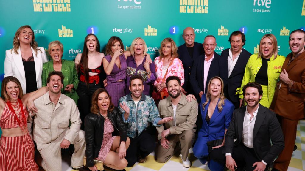 El equipo de 'La familia de la tele'.