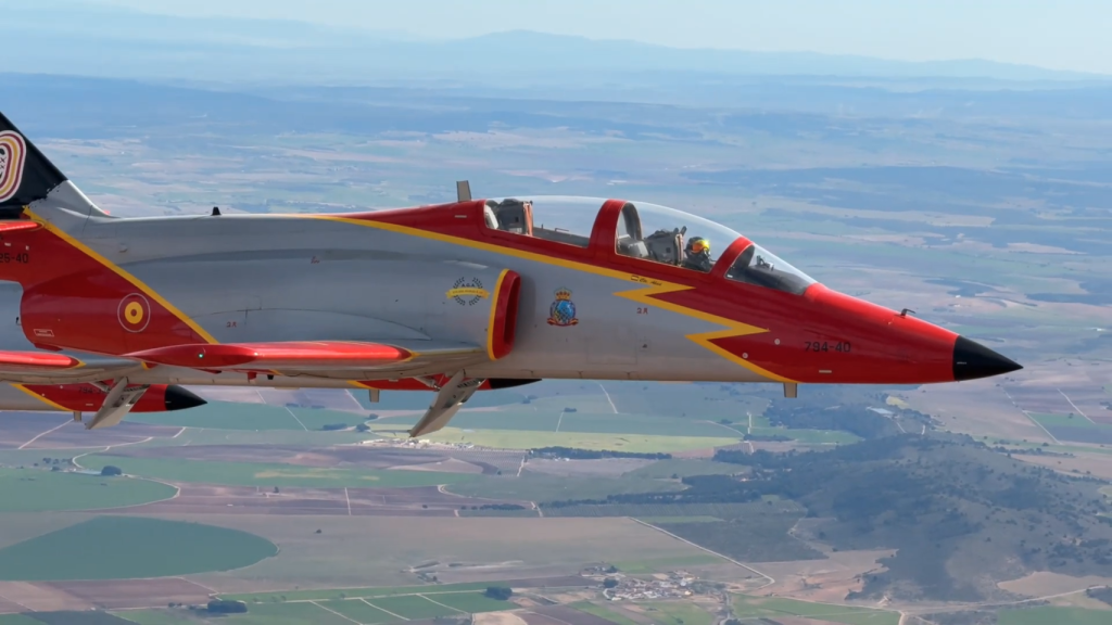 Caza C-101 de la Patrulla Águila
