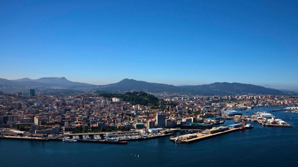 Vista de Vigo desde la ría.