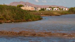 Una foto de archivo de la desembocadura de la Rambla del Albujón al Mar Menor.