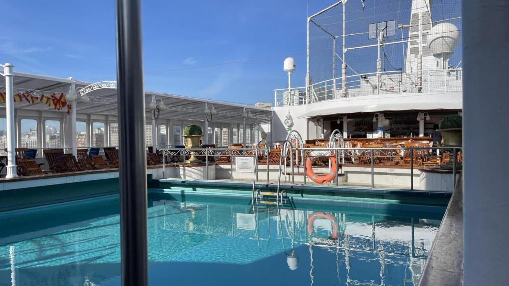 Interior del crucero World Odyssey en A Coruña.