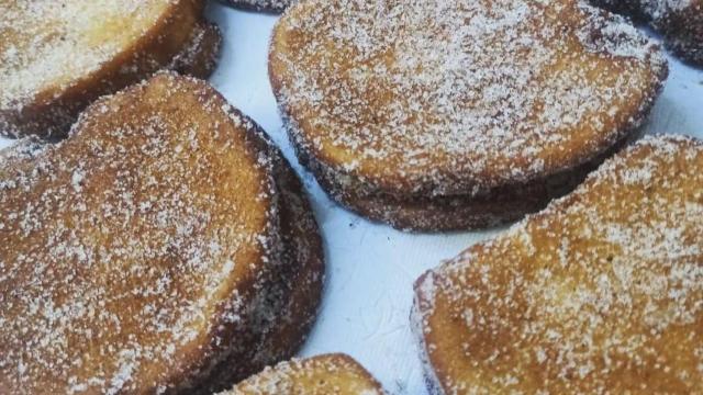 Cuevas de San Marcos horneará una torrija gigante solidaria para apoyar a la protectora El Arca de Cuevas