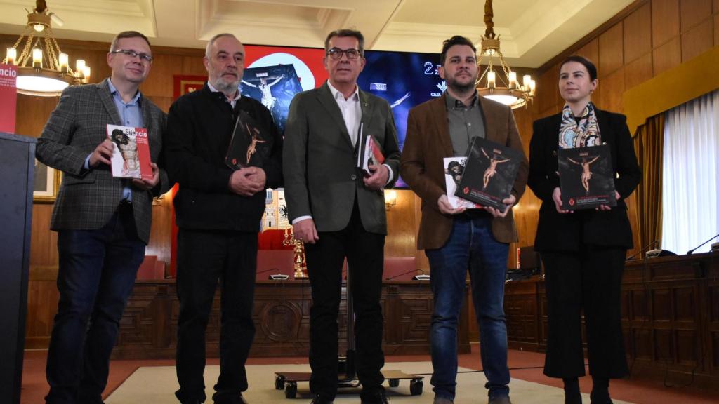 José Luis Hernández Luis, José Ángel Rivera de las Heras, Rufo Martínez de Paz, Víctor López de la Parte y Laura Huertos Pérez