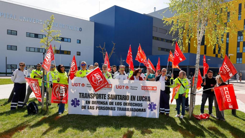 Concentración en el Hospital de Toledo. Foto: Javier Longobardo.