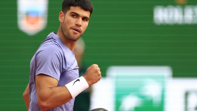 Carlos Alcaraz, ante Francisco Cerúndolo en el Masters 1.000 de Montecarlo