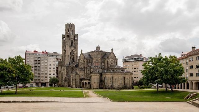 Templo de la Veracruz en O Carballiño (Ourense)