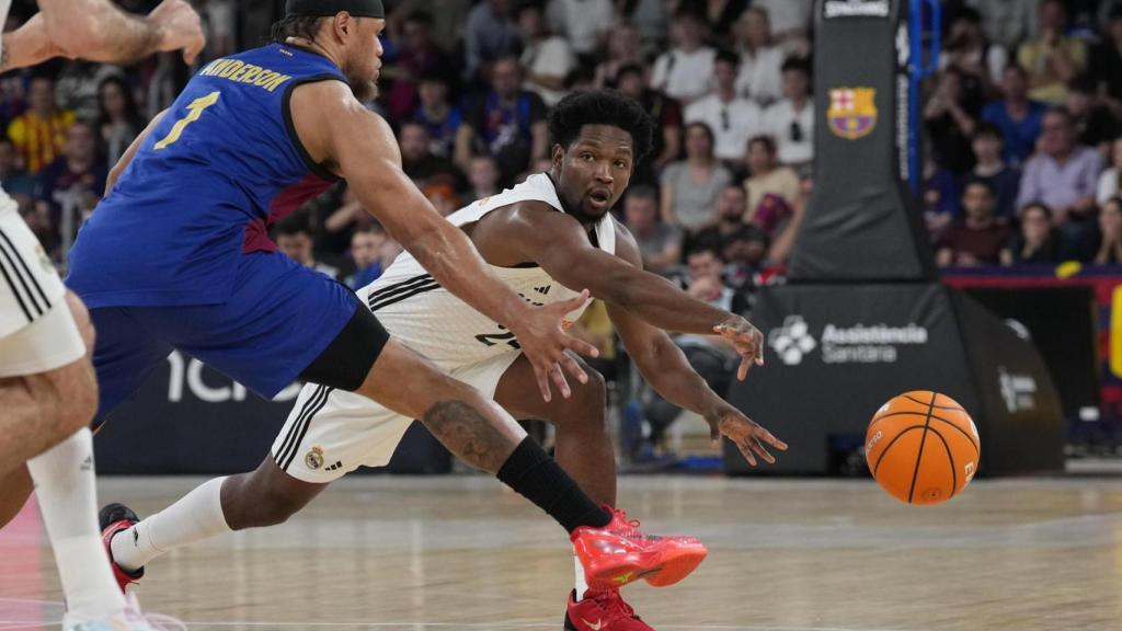 Andrés Feliz juega ante Anderson.