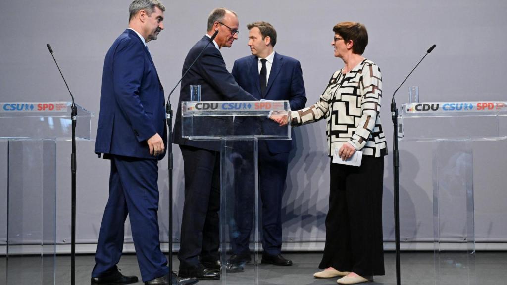 Conferencia de prensa después de que la CDU/CSU y el SPD llegaran a un acuerdo en las conversaciones de coalición, en Berlín.