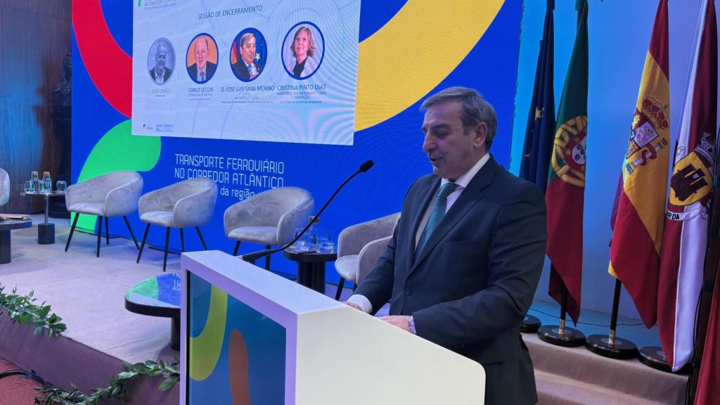 José Luis Sanz Merino durante su intervención