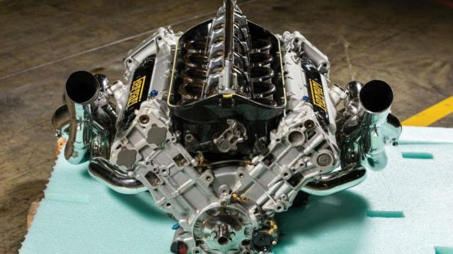 Un motor V10 de Ferrari