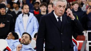 Carlo Ancelotti, con su hijo Davide de fondo