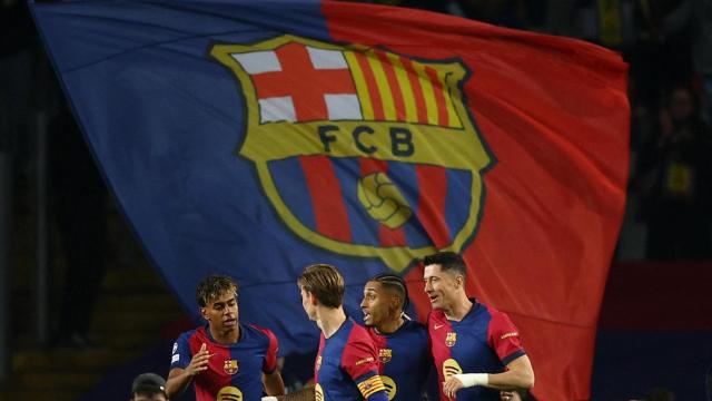 Los futbolistas del Barça celebran uno de los goles ante el Dortmund.