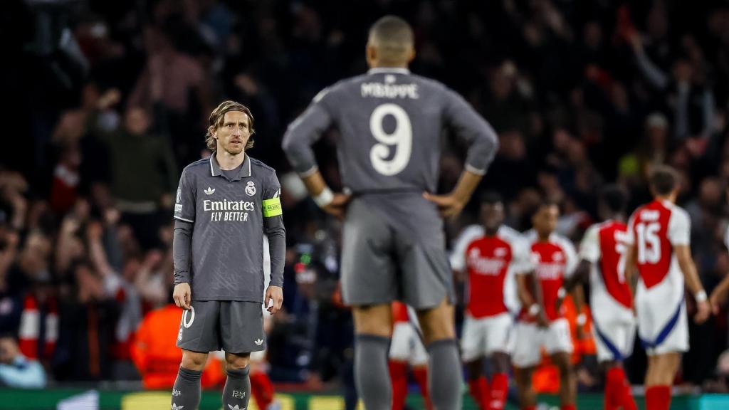 Mbappé y Modric reaccionan ante uno de los goles del Arsenal