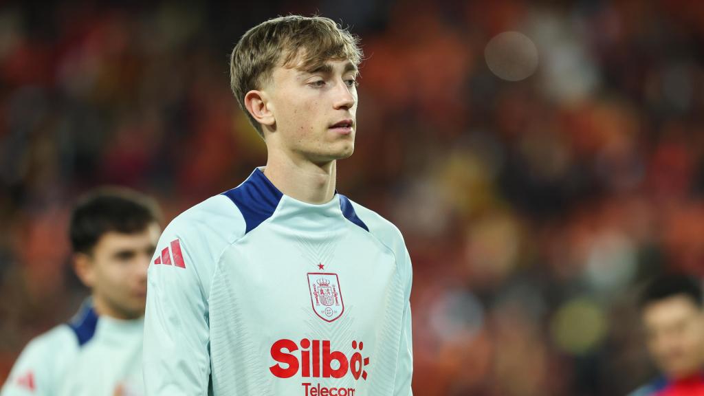 Dean Huijsen, con la Selección