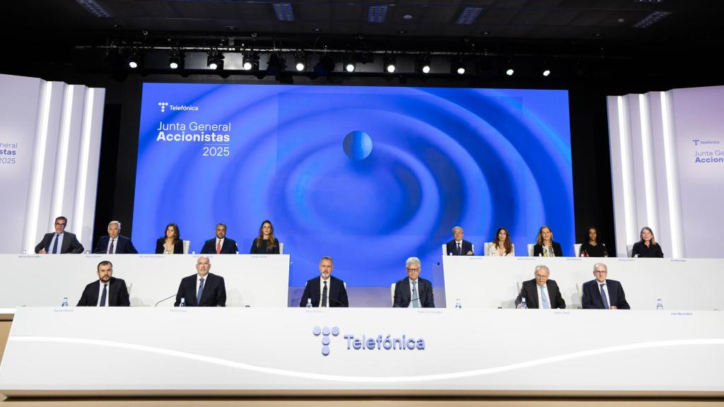 Los miembros del consejo de administración de Telefónica en la junta general de accionistas de 2025.