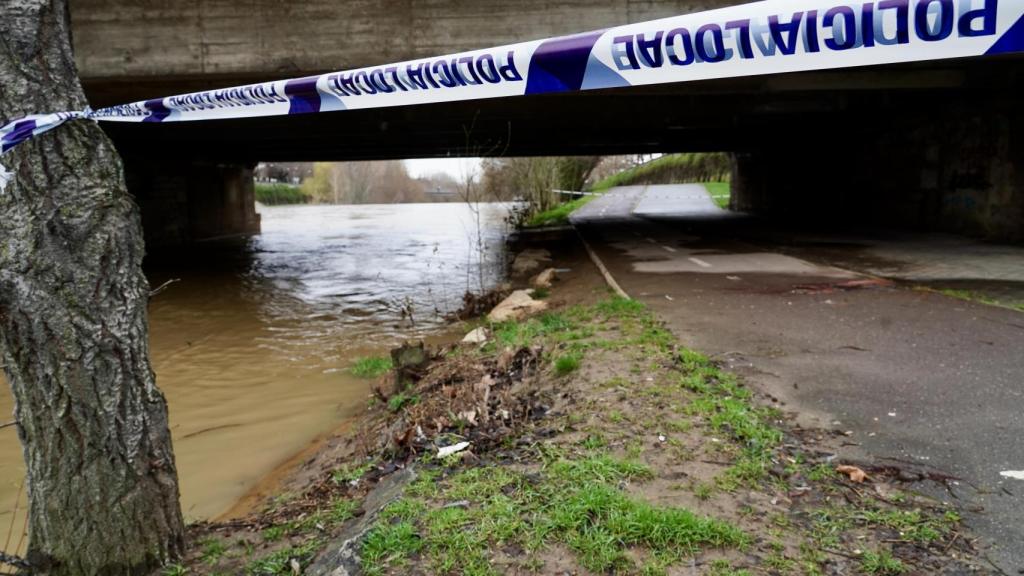 El río Bernesga a su paso por León