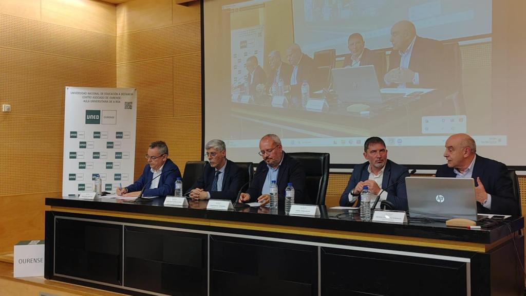 Clausura del II Ciclo de Conferencias sobre la Vía de la Plata en Ourense