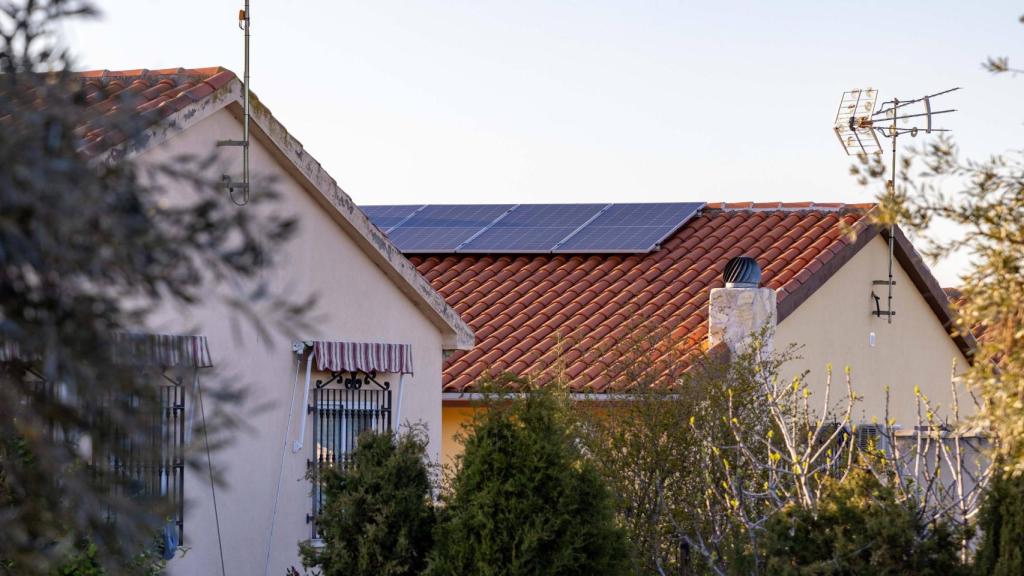 Placas en Burguillos de Toledo. Foto: Javier Longobardo.