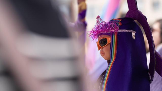 La llamada 'Santina queer', que procesionó el pasado 8-M en Gijón (Asturias).