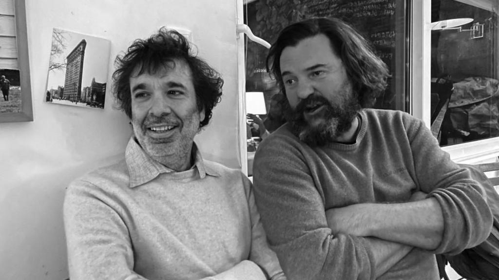 Mariano Sigman y Jacobo Bergareche. Foto: Debate / Libros del Asteroide