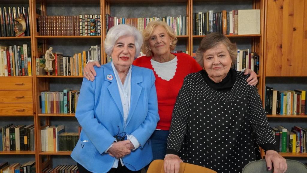 Manuela Carmena, Cristina Almeida y Paca Sauquillo.