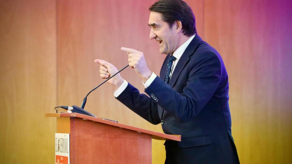 Juan Carlos Suárez-Quiñones Fernández, consejero de Medio Ambiente, Vivienda y Ordenación del Territorio de la Junta de Castilla y León en el III Foro de Energía: la energía limpia, el modelo de éxito y sostenibilidad de Castilla y León