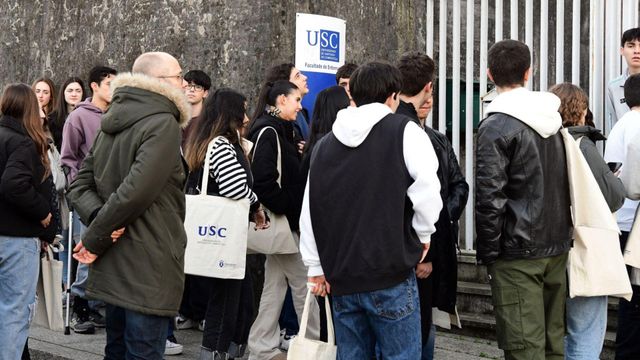 Estudiantes de la Universidade de Santiago.